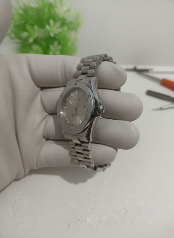 Hublot 02 Hublot Classic Fusion - Timeless Steel Elegance