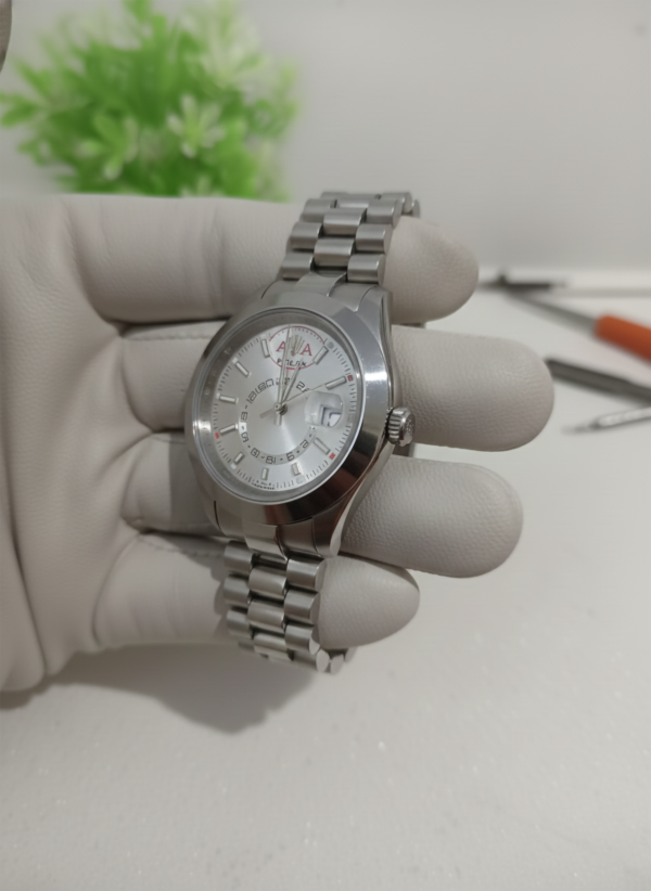 Rolex Silver Edition – The Smooth Professional 👑